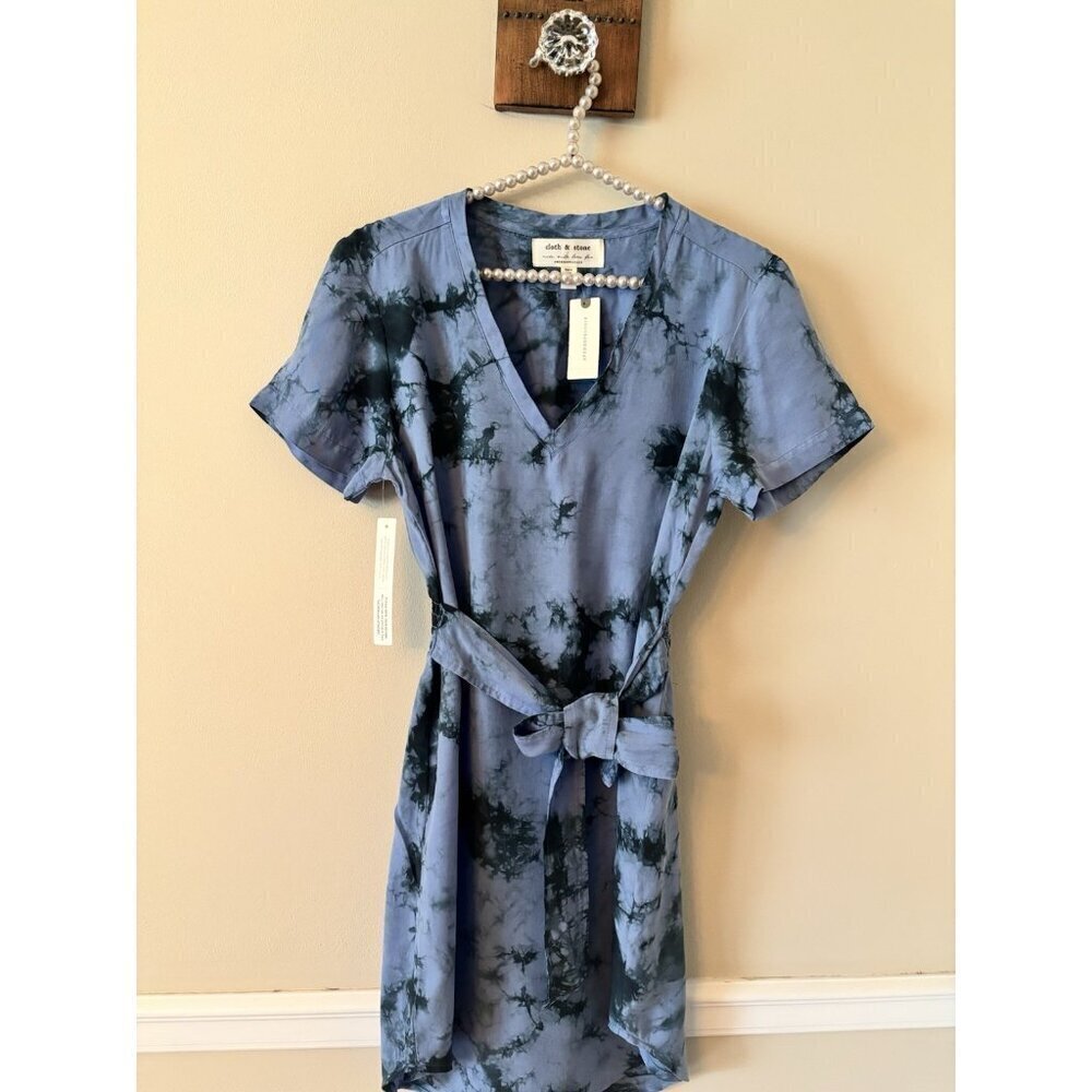 NWT Anthropologie Cloth & Stone Size Small Livi Blue Tie Dye V-Neck Mini Dress